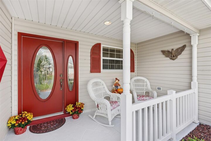 Property Photo:  2762 Morven Park Way  FL 32162