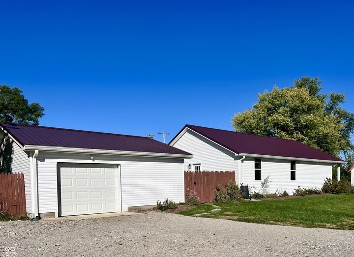 Property Photo:  1123 Washington Street  IN 47246 