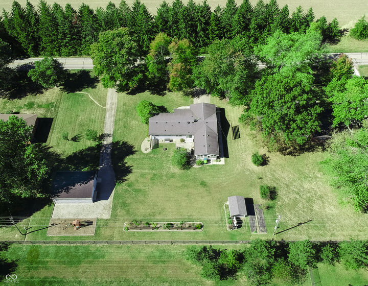 Property Photo: 5665 S 950 E IN 46077