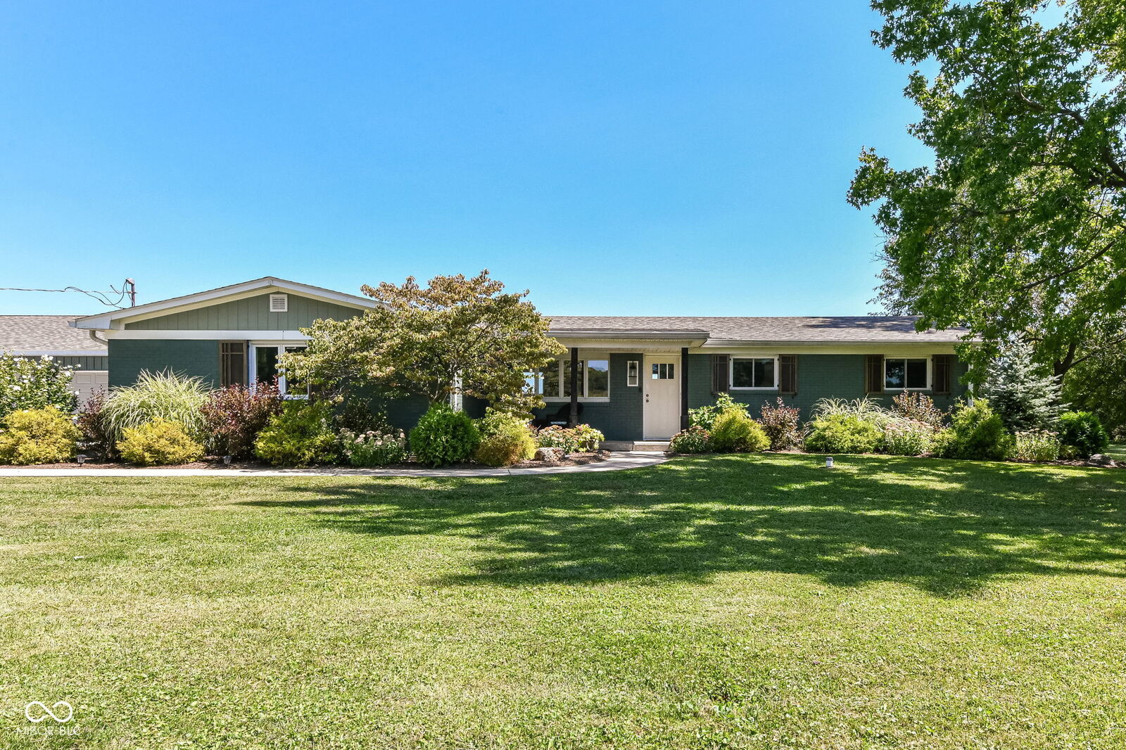 Property Photo:  6825 S 425 E  IN 46052 