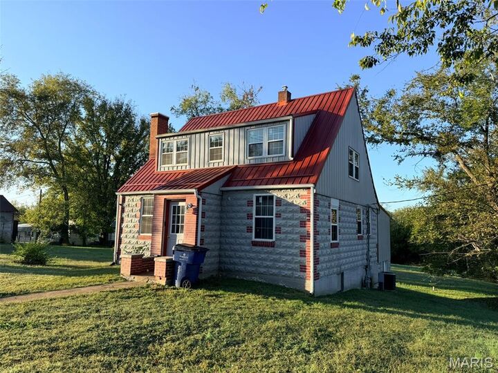 Property Photo: 605 Third Street MO 63764