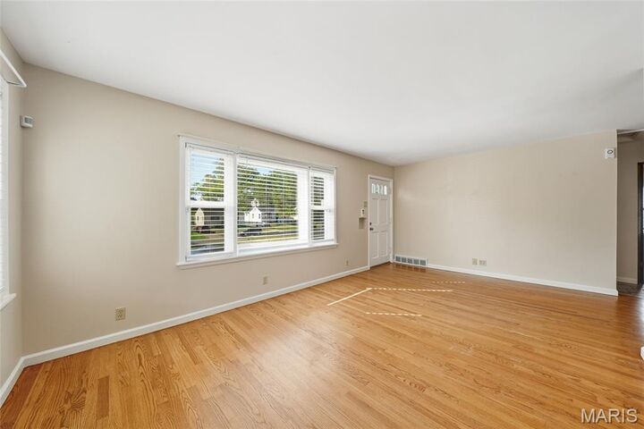 Property Photo: 9833 Eastbrook Drive MO 63114