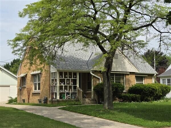 5525 N 12th St  Milwaukee WI 53209 photo