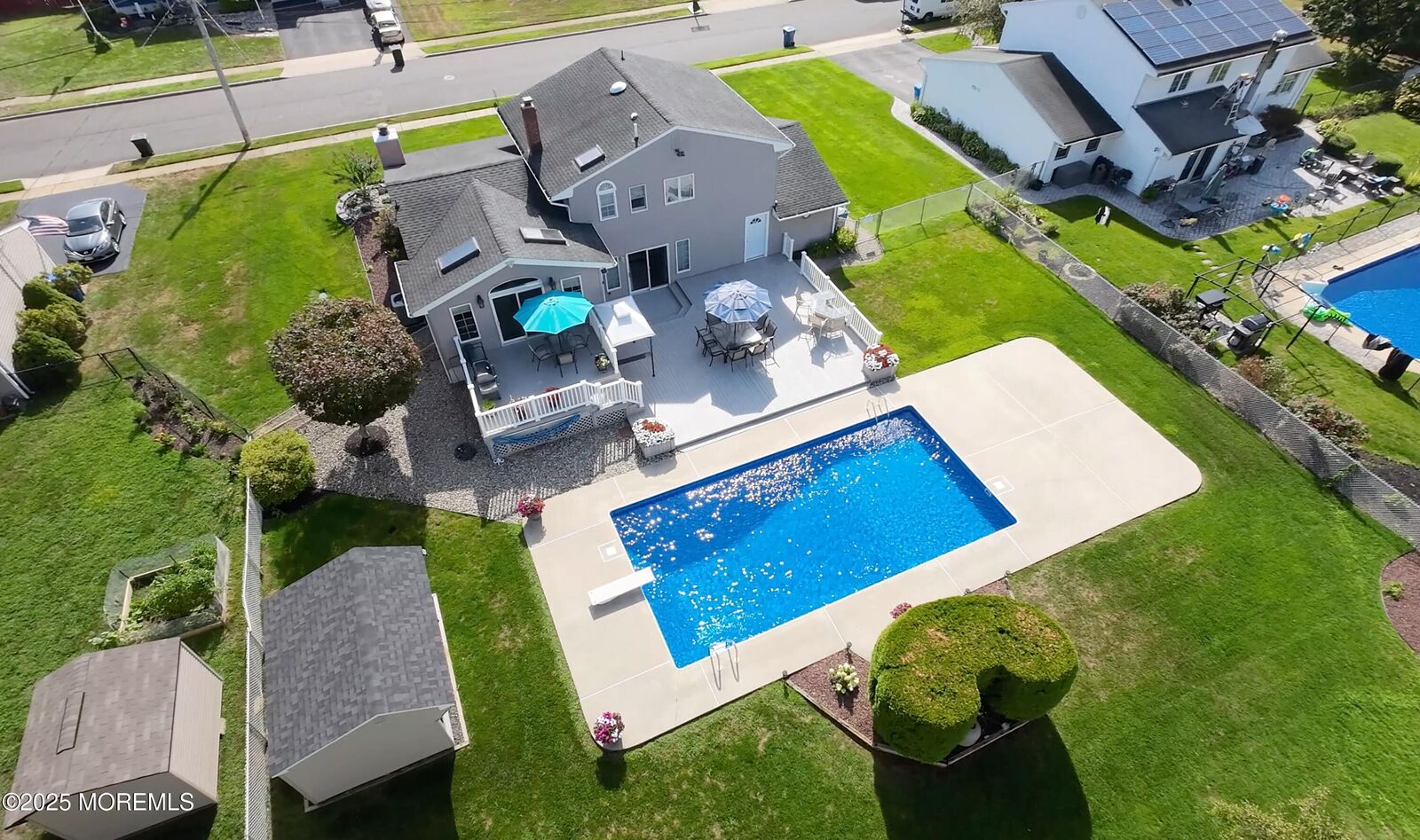Property Photo:  21 Shoshone Street  NJ 08857