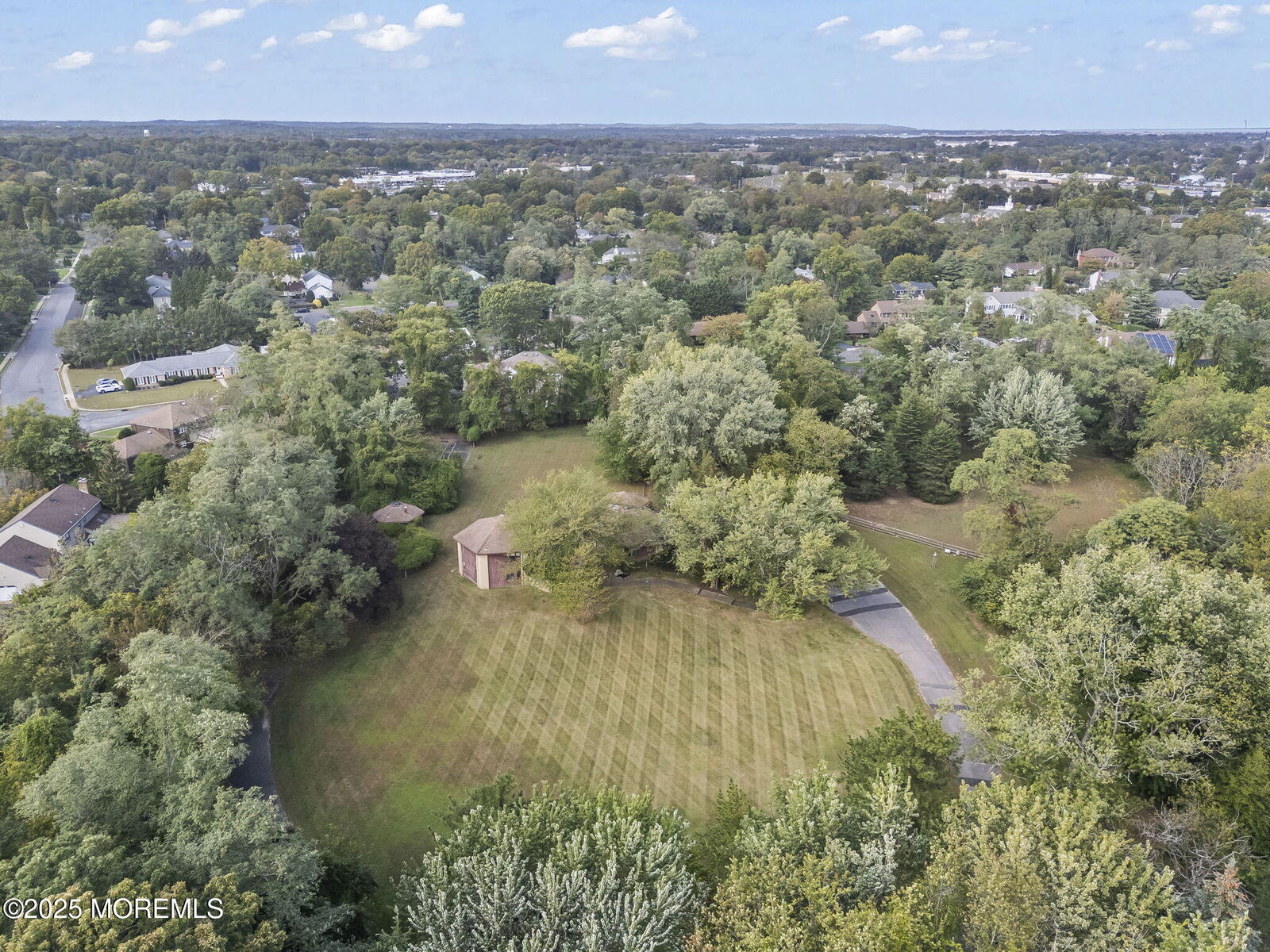 Property Photo:  10 Weston Way  NJ 07764 