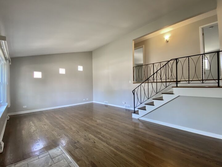 Property Photo:  503 Marie Drive  IL 60473 