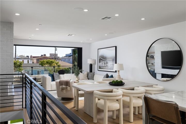 Property Photo: 1313 Ocean Avenue CA 90740