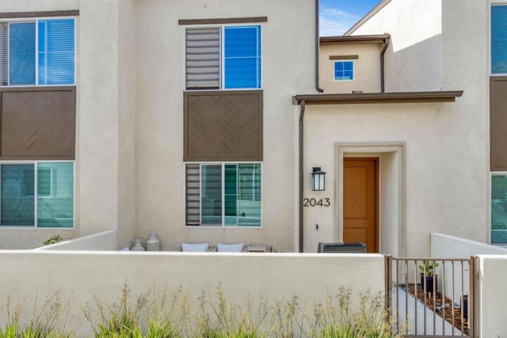 2043 Bluestone Circle  Chula Vista CA 91913 photo