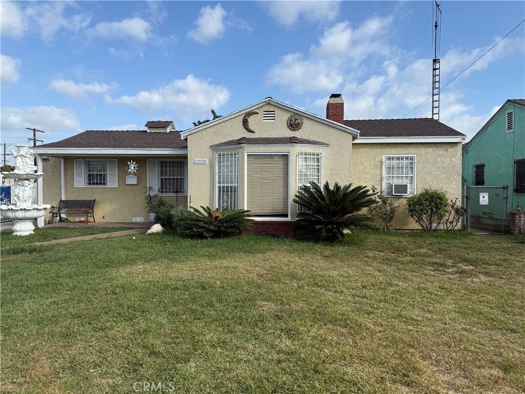 Property Photo:  12120 Muriel  CA 90262 