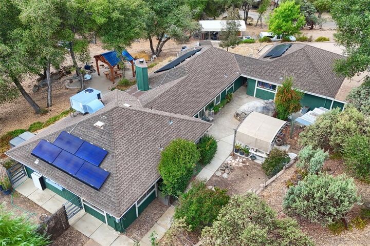 Property Photo:  51648 Coyote Ridge  CA 93644 