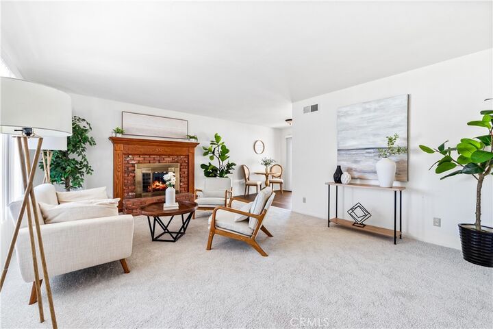 Property Photo: 16262 Honolulu Ln CA 92649