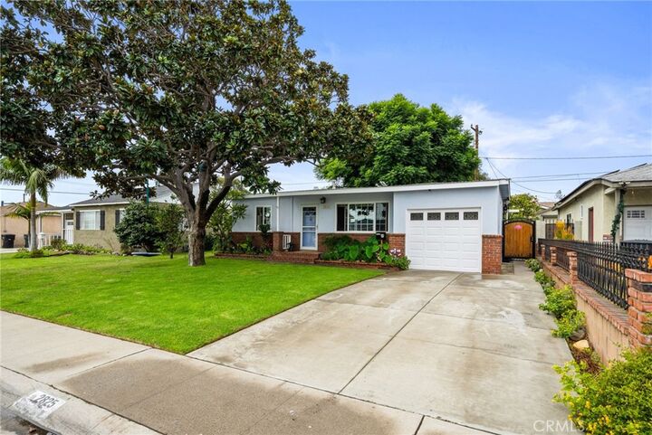 Property Photo: 2825 Martha CA 90501
