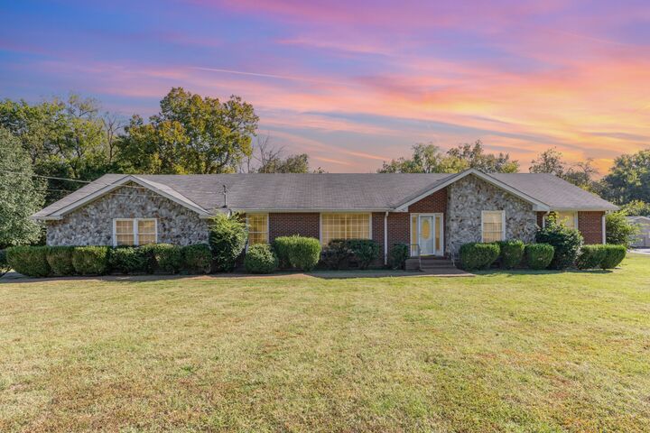 107 Beechlawn Dr  Franklin TN 37064 photo