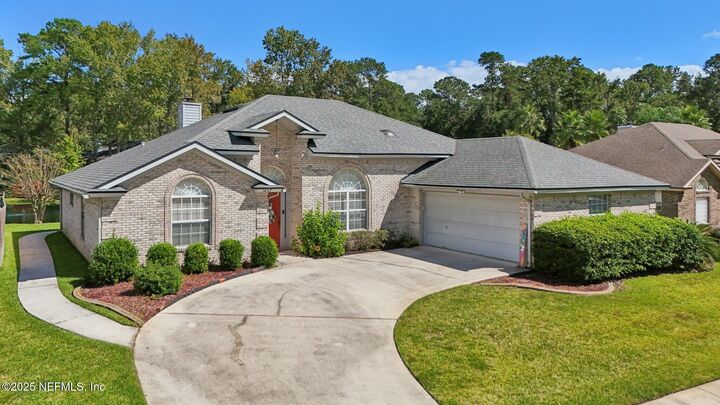 Property Photo:  1837 The Glades Road  FL 32068 