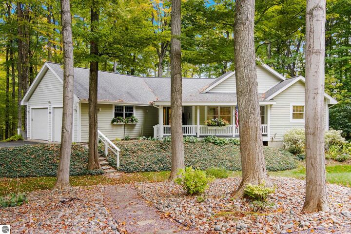 Property Photo:  5798 Bay Meadows Drive  MI 49684 