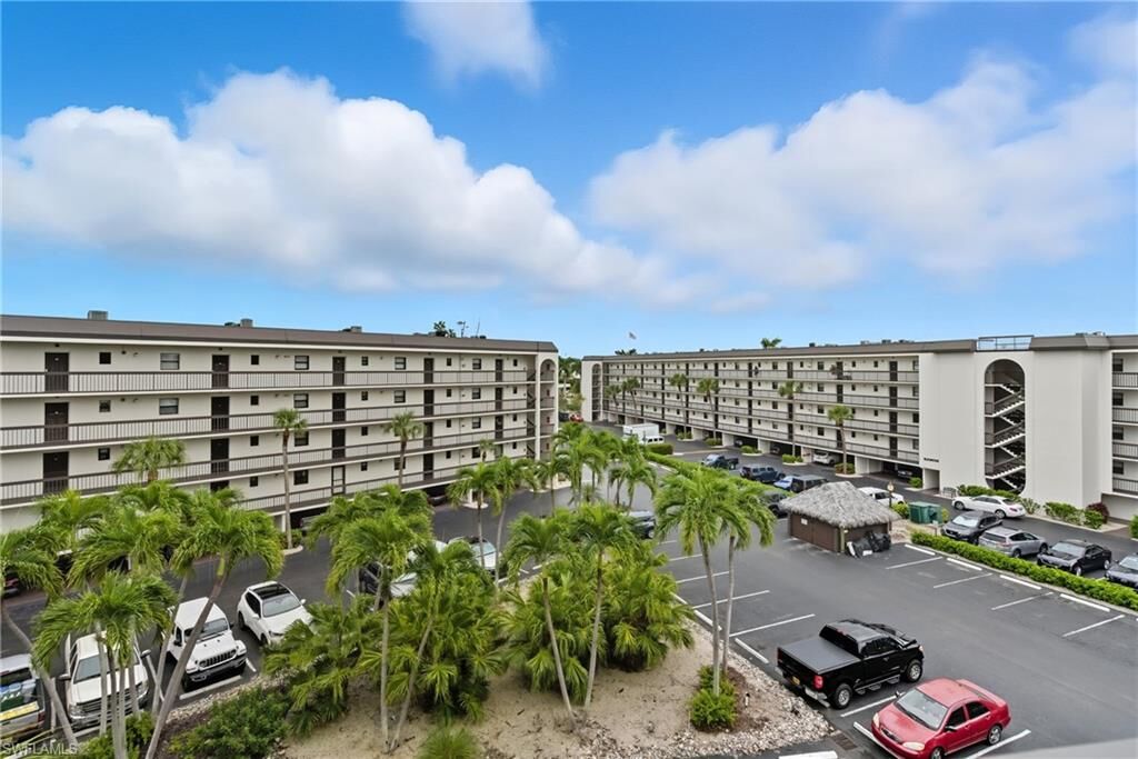 Property Photo: 1023 Anglers Cv E503 FL 34145