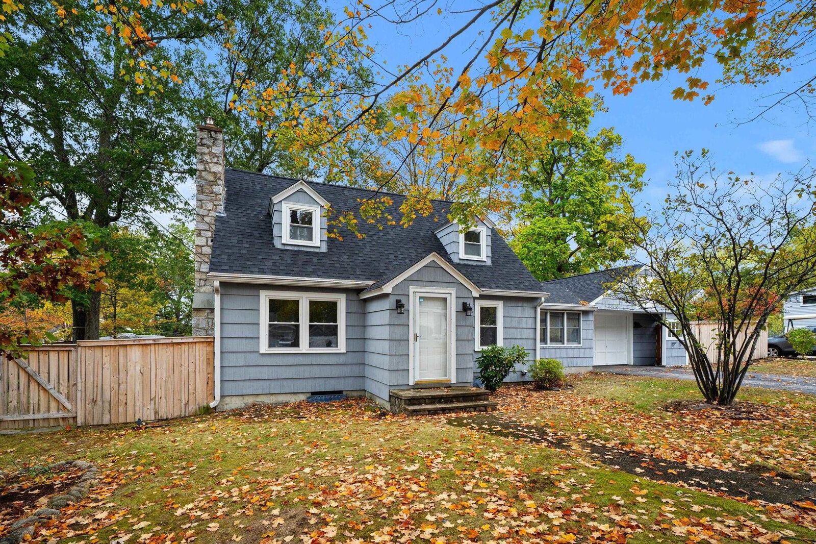 Property Photo:  24 Fairbanks Street  NH 03102 
