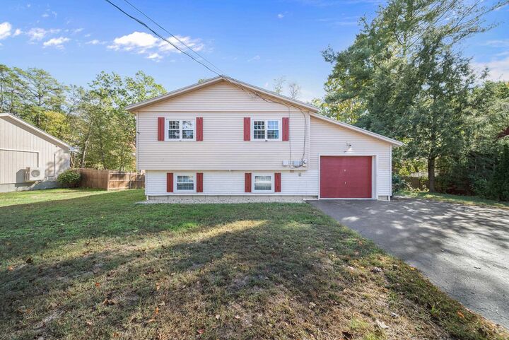 Property Photo: 8 Cardinal Road NH 03301