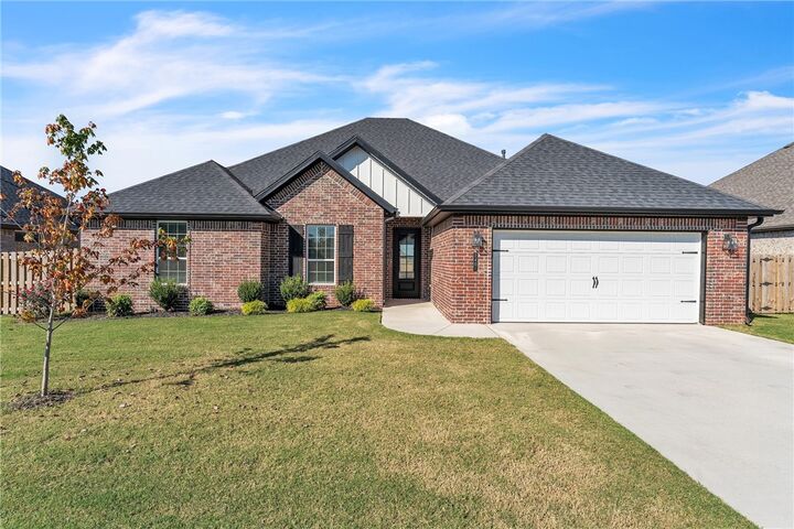 2401 Abbott Lane  Pea Ridge AR 72751 photo