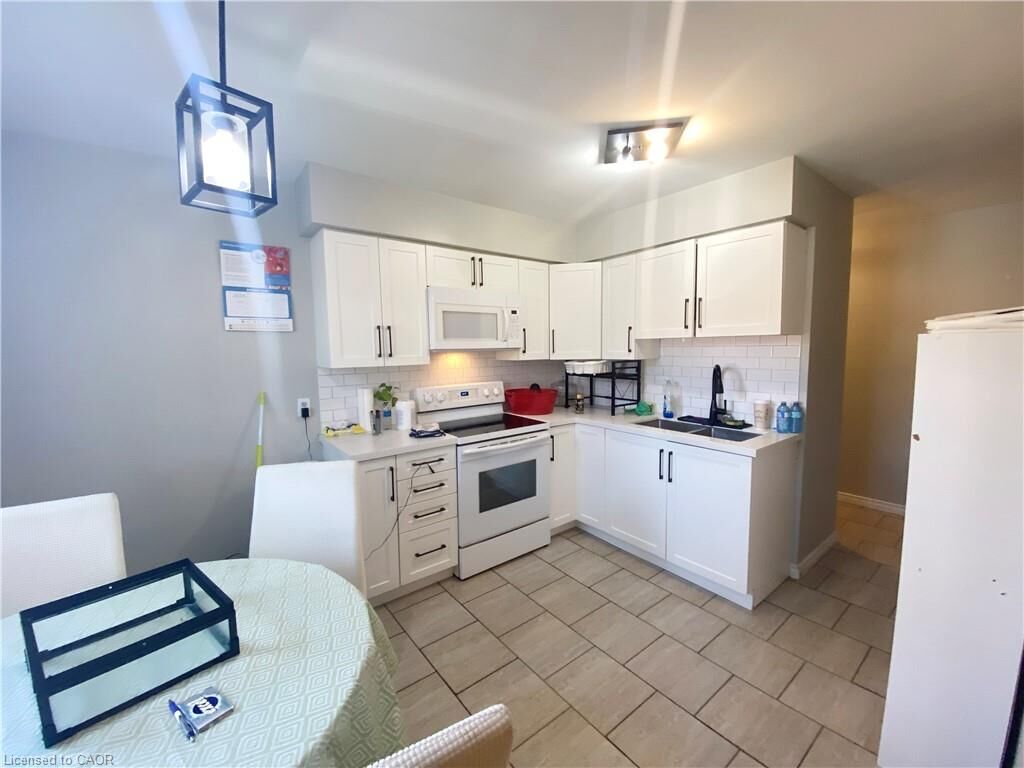 Property Photo:  163 Chandler Drive 11  ON N2E 1H1 