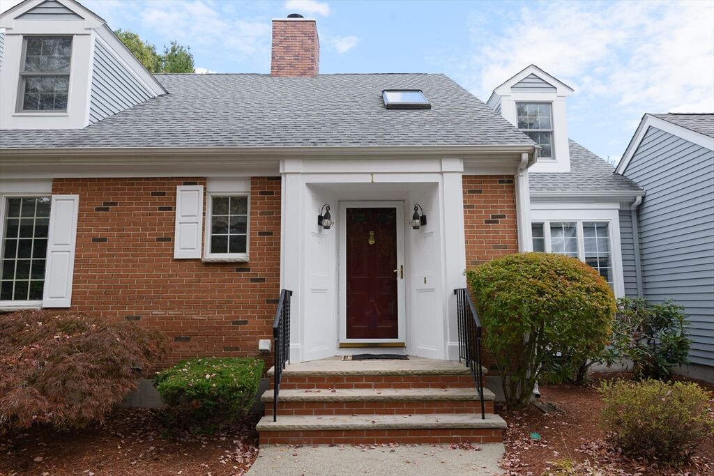 Property Photo:  1 Mills Point 1  MA 01949