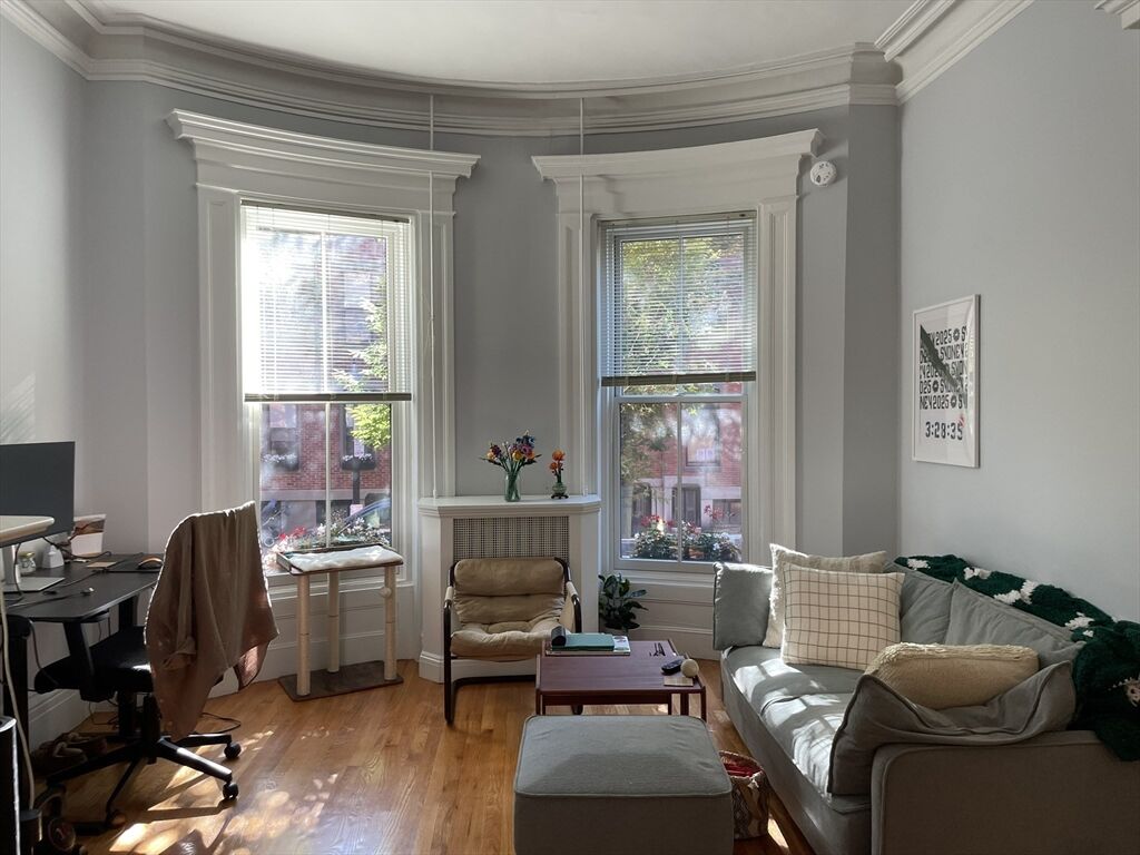 Property Photo:  23 Hanson St 2  MA 02118 