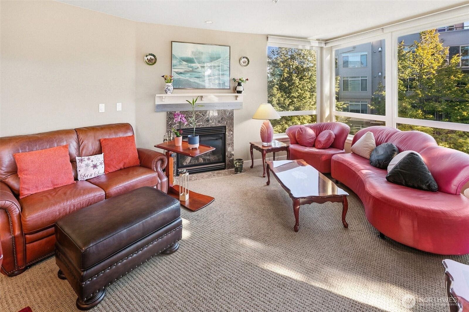 Property Photo:  5001  California Avenue SW 511  WA 98136 