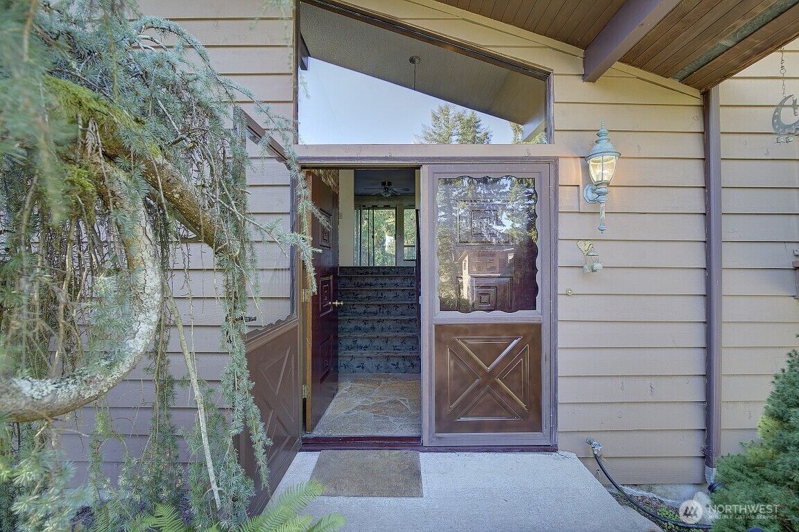 Property Photo: 19623 SE 216th Street WA 98038