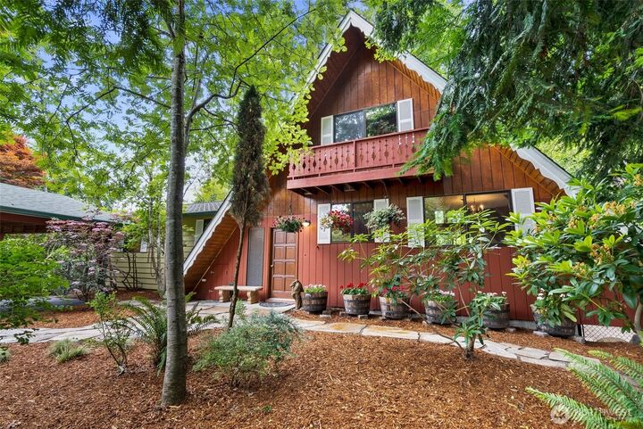 Property Photo: 18961 Marine View Circle SW WA 98166