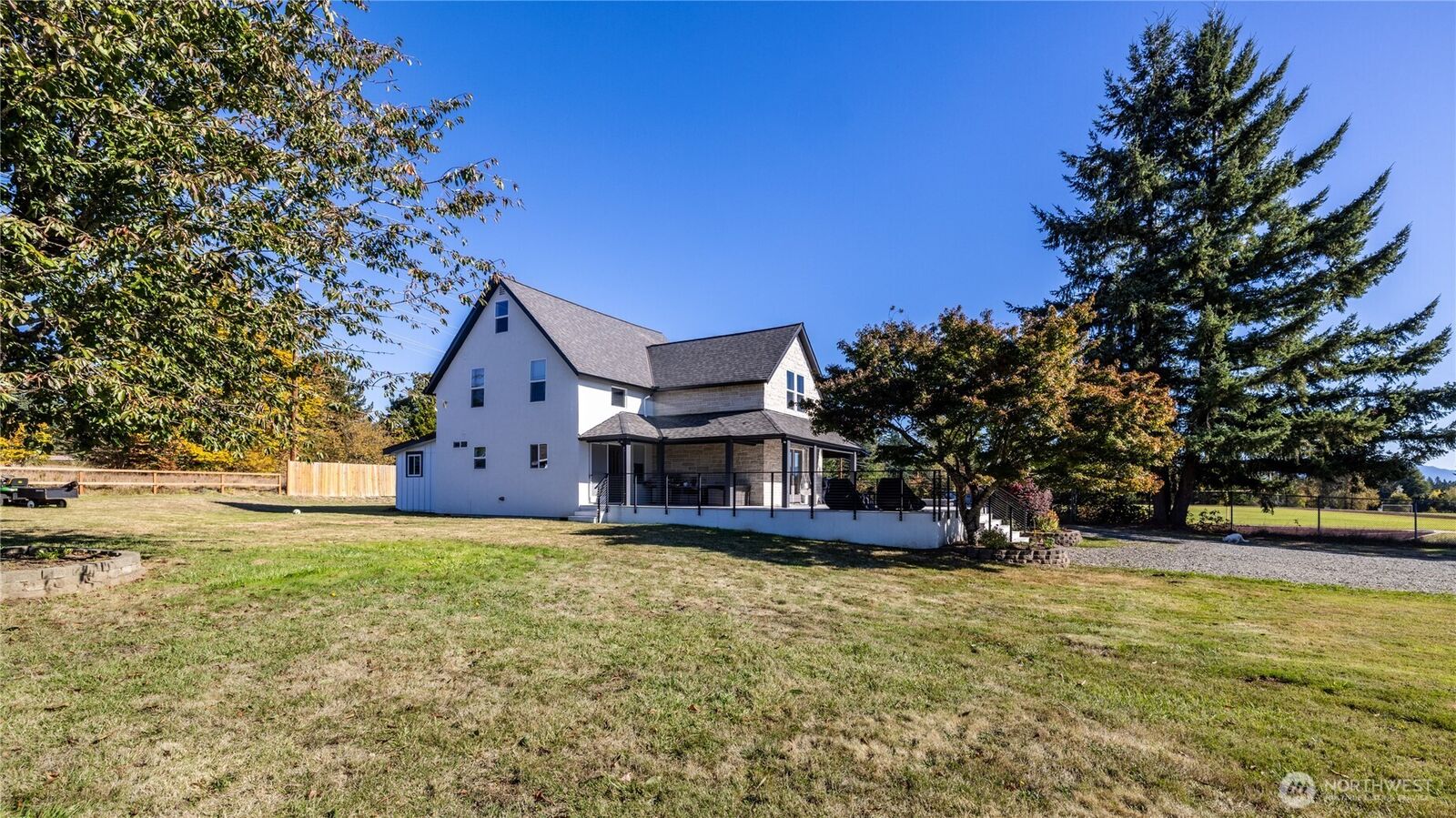 Property Photo: 24826 164th Avenue SE WA 98042