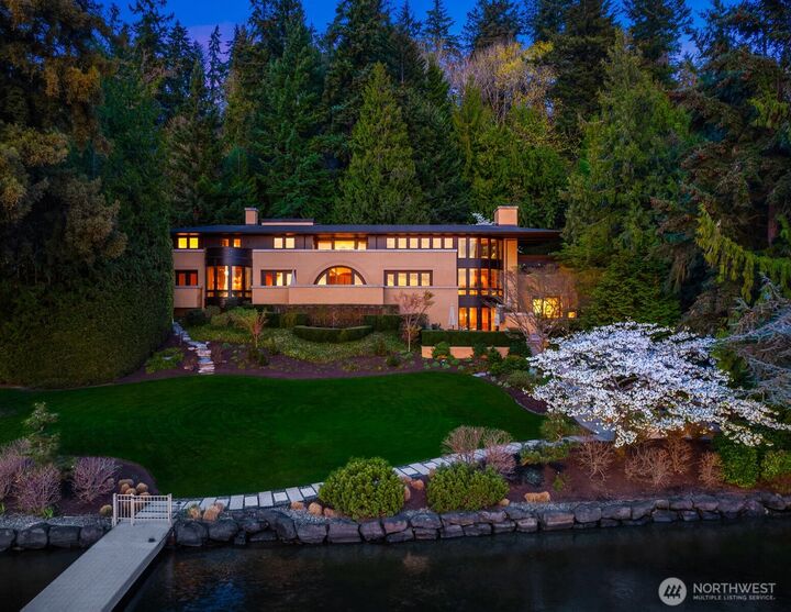 Property Photo: 415 Shoreland Drive SE WA 98004