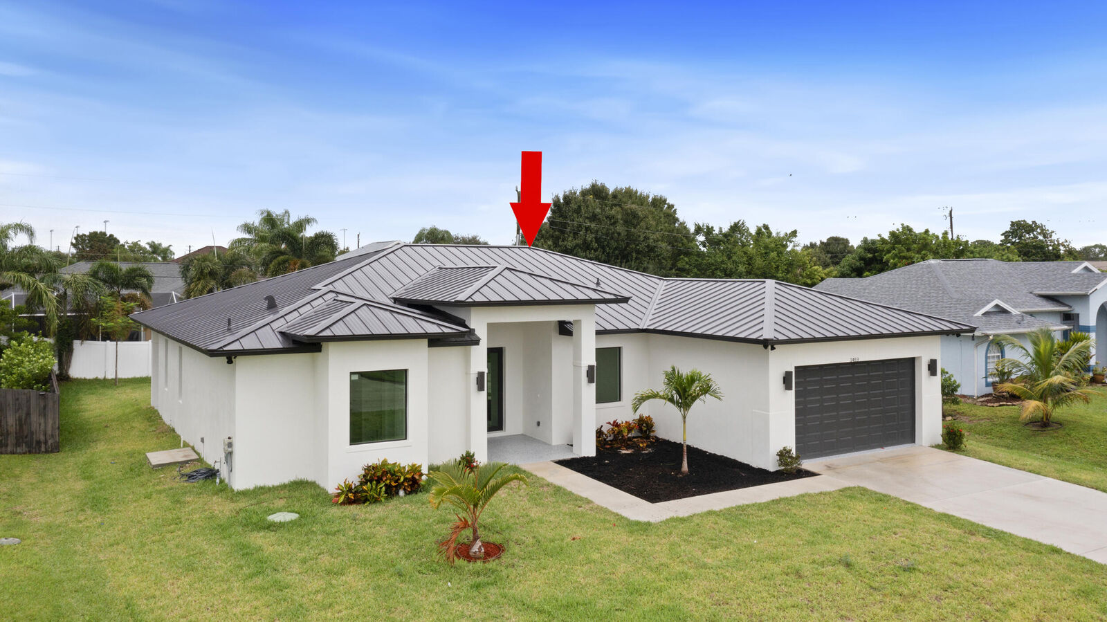 Property Photo: 3459 SE Hart Circle FL 34984