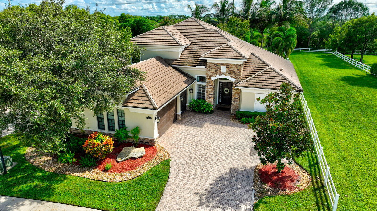 Property Photo:  9110 Equus Circle  FL 33472 