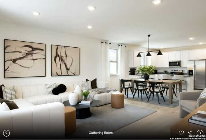 Property Photo: 817 Cardenas TX 78666