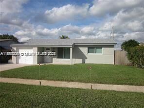 Property Photo:  7571 Pierce St  FL 33024 