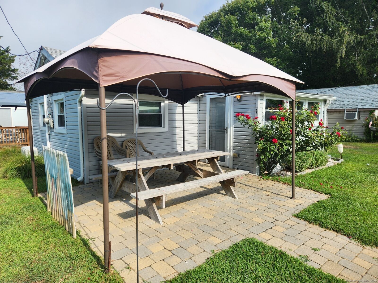 Property Photo:  73 South Street  CT 06443 