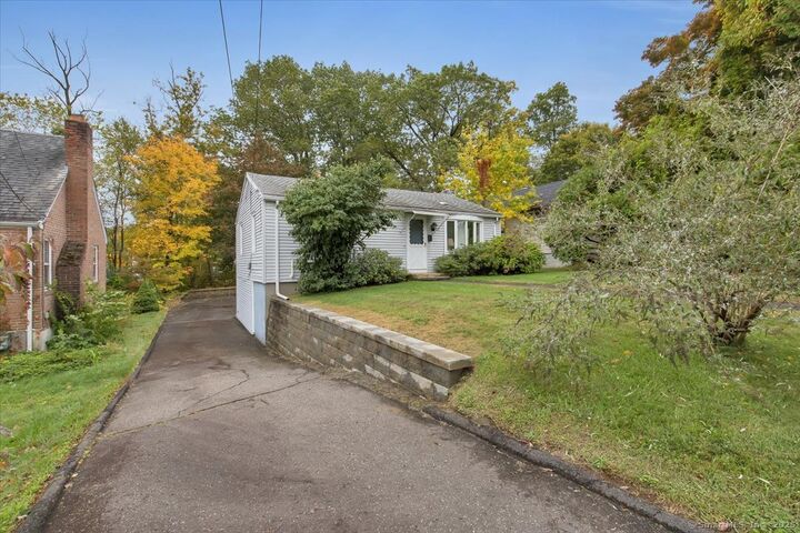 Property Photo:  78 May Street  CT 06052