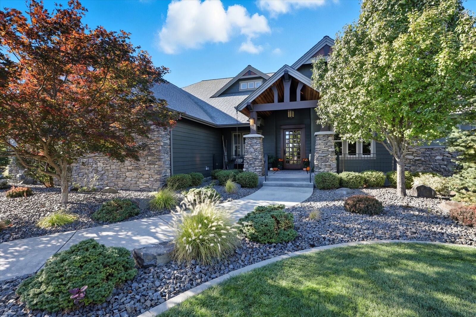 Property Photo: 2510 S Thierman Ln WA 99223