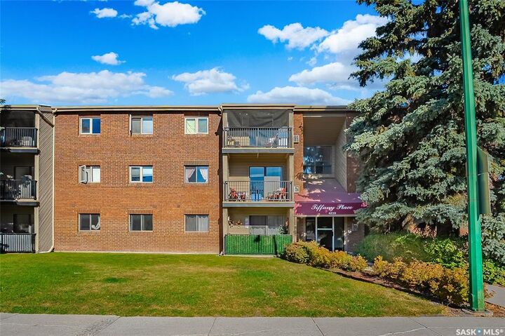 Property Photo: 4219 Degeer Street 41 SK S7H 4N6