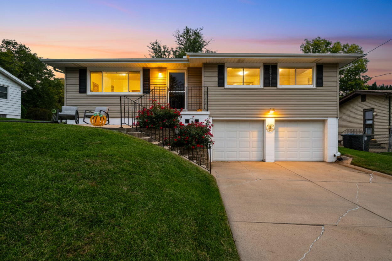 Property Photo:  142 Sylvan Dr. Drive  IA 51503 