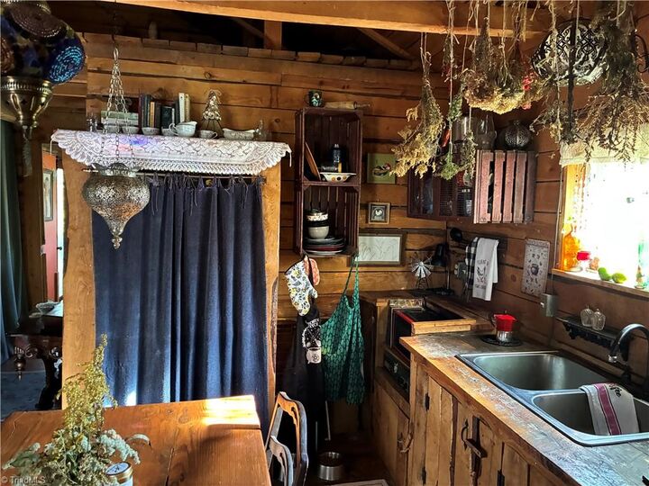 Property Photo:  250 High Meadow Trail  NC 27007 