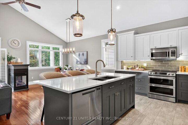 Property Photo:  35 Brinton Drive  ON K9J 8S9