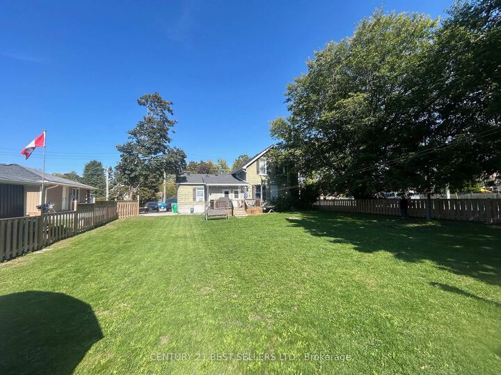 Property Photo: 115-117 Britannia Road W ON N7A 2B4