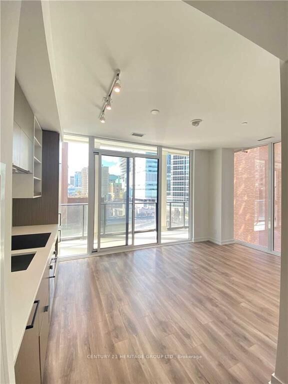 Property Photo: 20 Edward Street 514 ON M5G 1C9