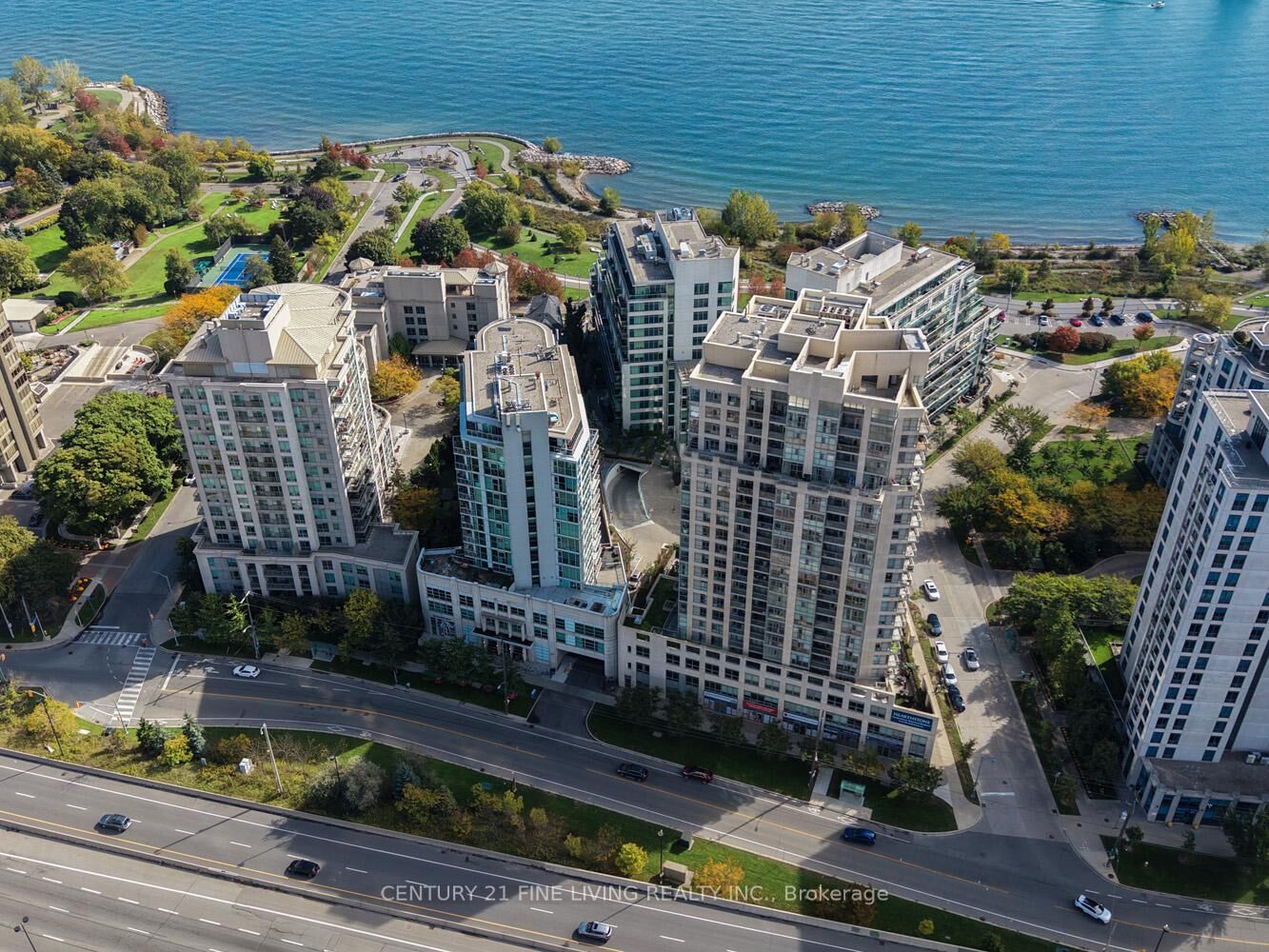 Photo de la propriété: 2067 Lake Shore Boulevard W 904 ON M8V 4B8
