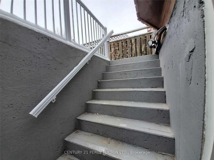 74 Winding Lane Bsmt  Vaughan ON L4J 5H9 photo