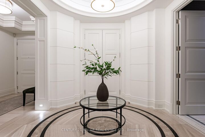 Photo de la propriété: 300 Randall Street 212 ON L6J 1R1