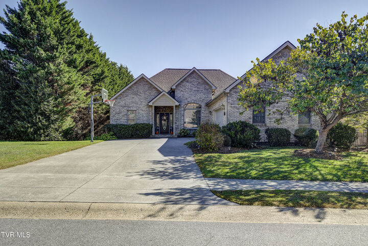 Property Photo: 3 Alta Tree Court TN 37604