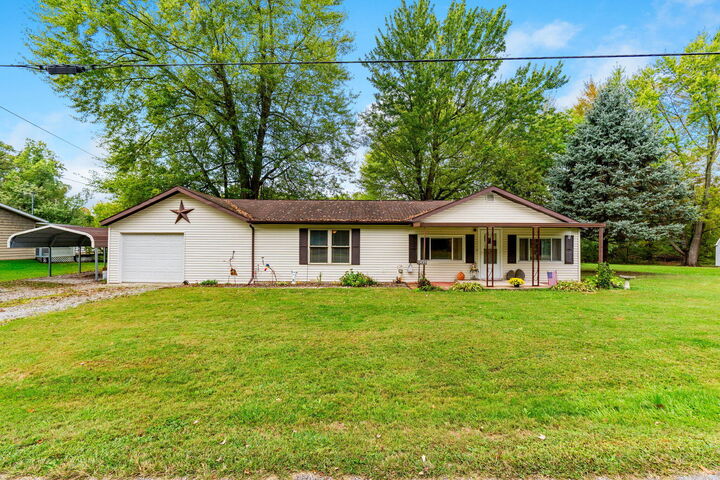 Property Photo: 11455 Oak Street OH 43331