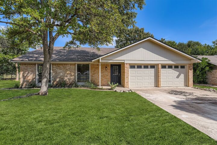 Property Photo:  7128 S Brook Drive  TX 78736 